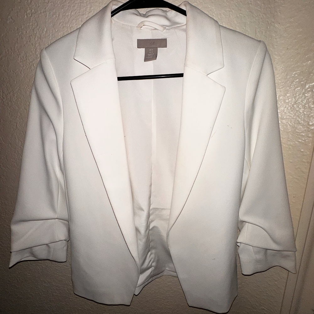 H&M Women’s Cuffed White Blazer
